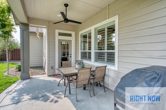 Building Photo - 4113 W Gray Fox St