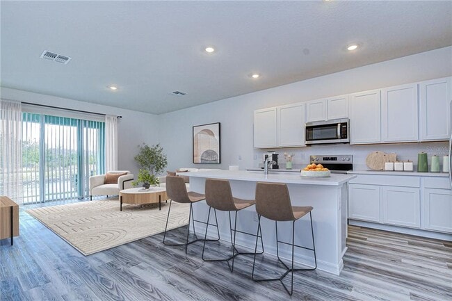 Building Photo - 17485 Spanish Oak Lp