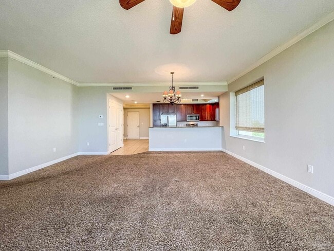 Building Photo - 612 Lost Key Dr