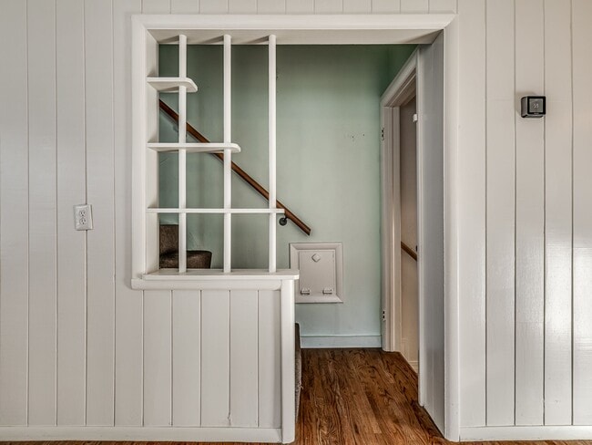 Building Photo - 458 S Indianapolis Ave