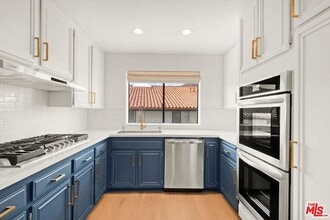 Building Photo - 1566 Michael Ln