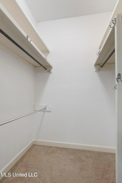 Building Photo - 246 Eastbrooke St