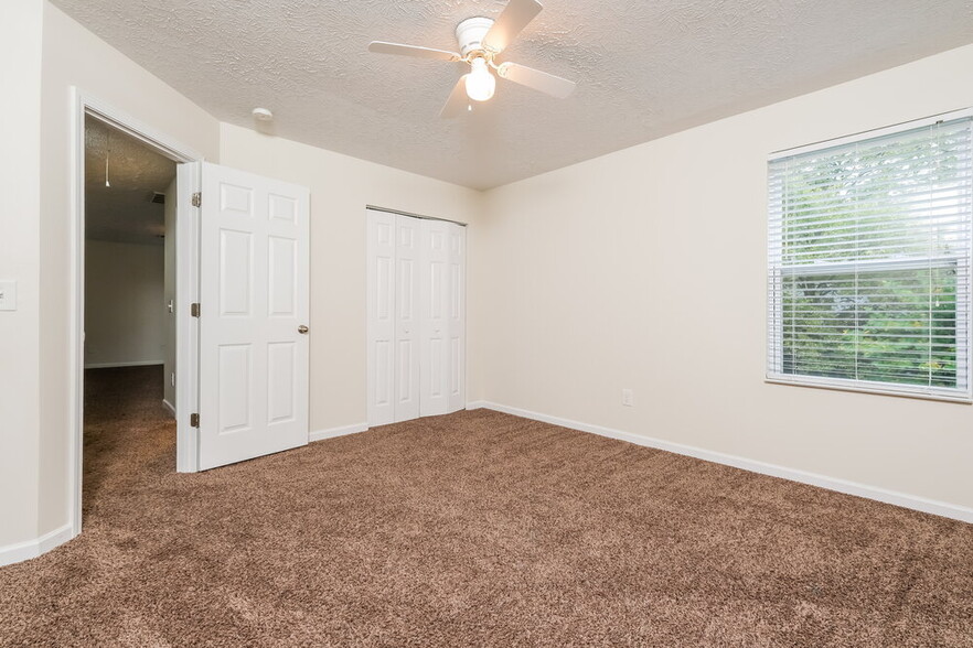 Building Photo - 538 Elderberry Way