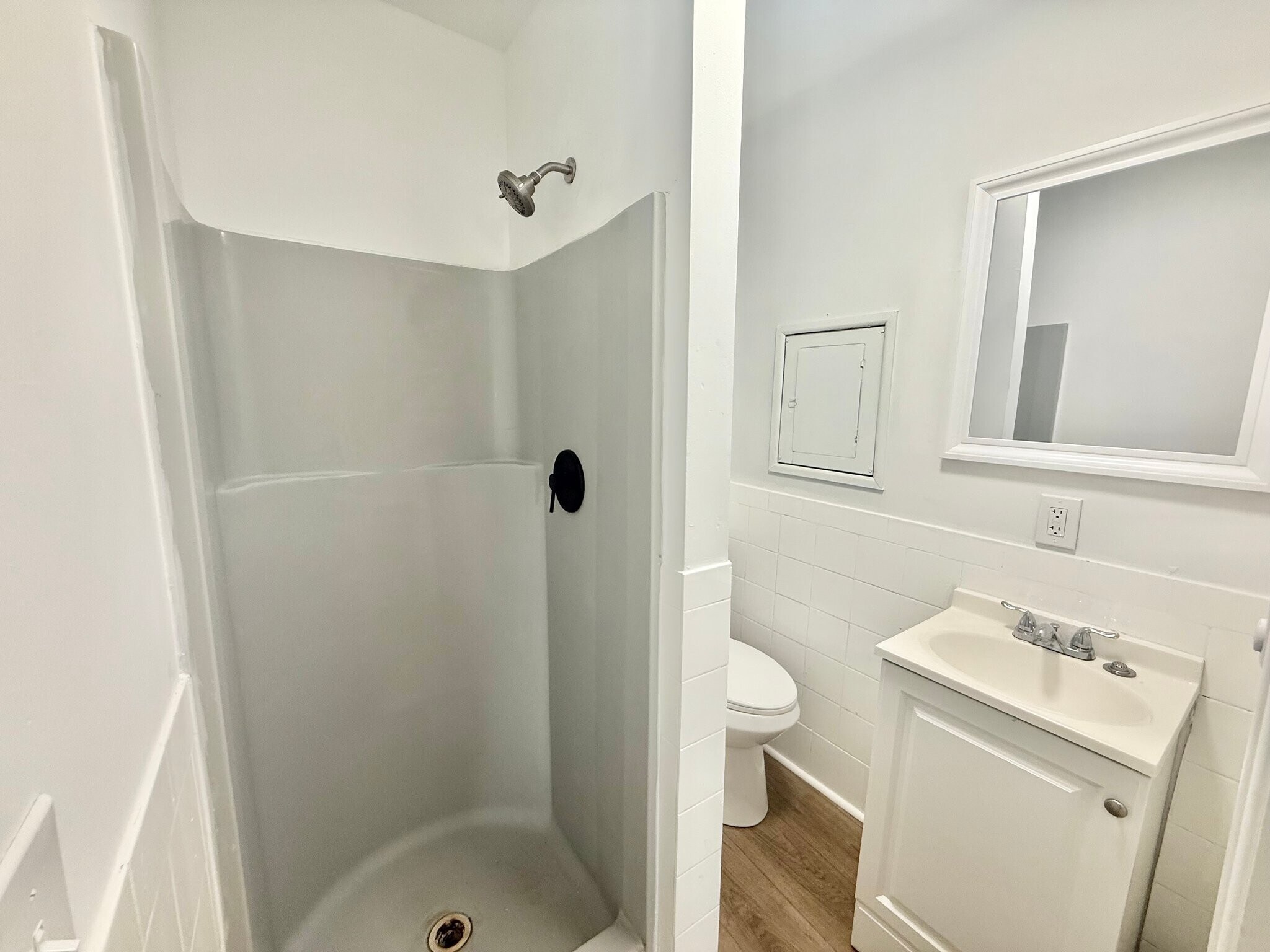 Building Photo - 1886 Ave B