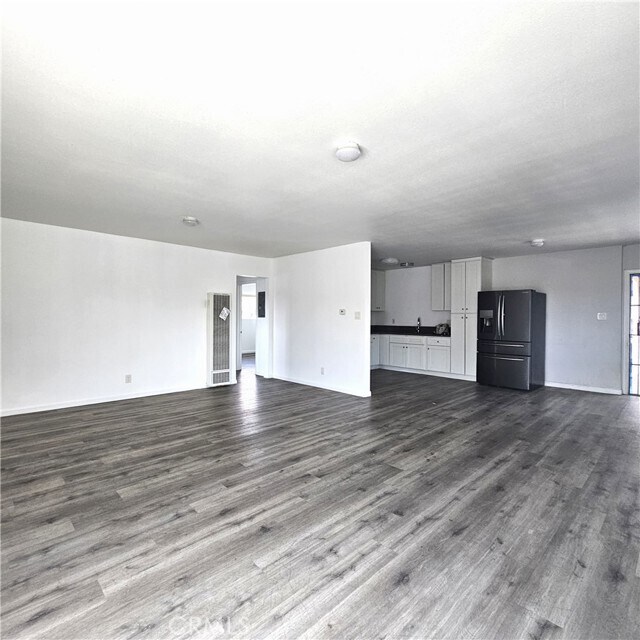 Building Photo - 320 E Hullett St