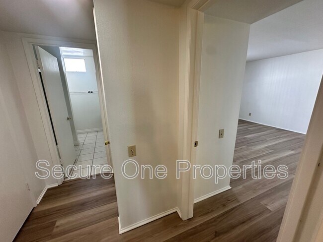 Building Photo - 31555 Lindero Canyon Rd