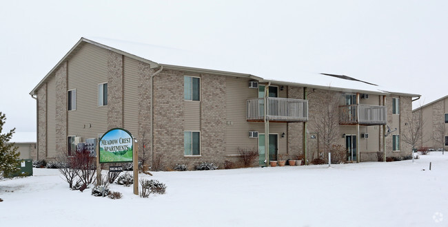 Primary Photo - Meadow Crest Villas