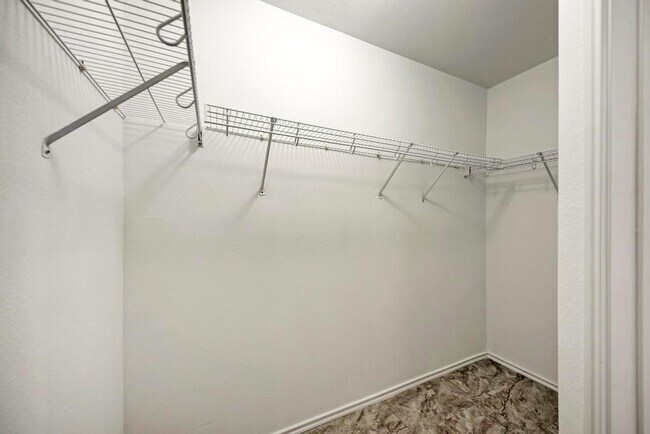 Building Photo - 311 Indian Meadow Dr