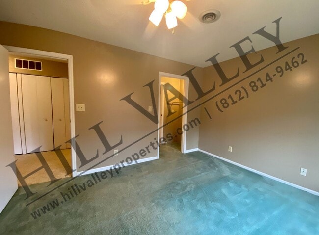 Building Photo - Two bedroom Townhouse in Willow Crossings