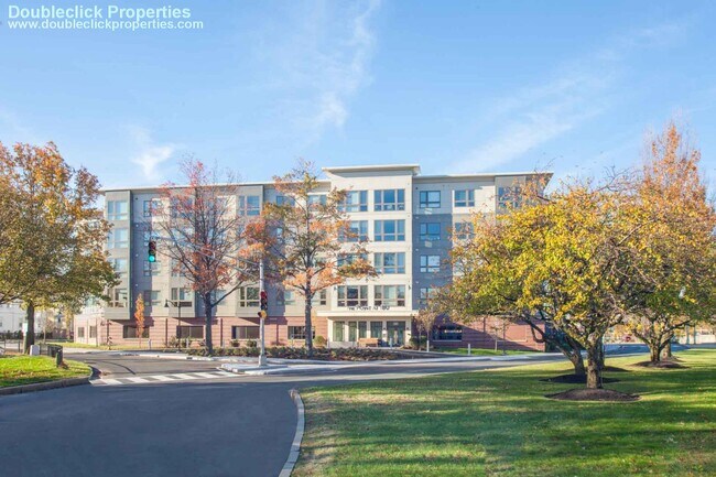 Building Photo - 180 Eastern Ave