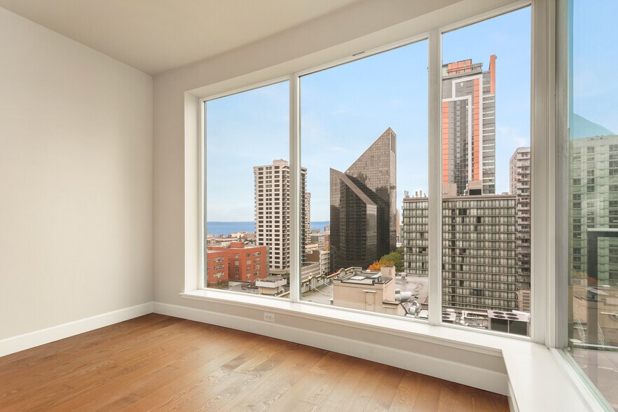 Building Photo - 1920 4th Ave