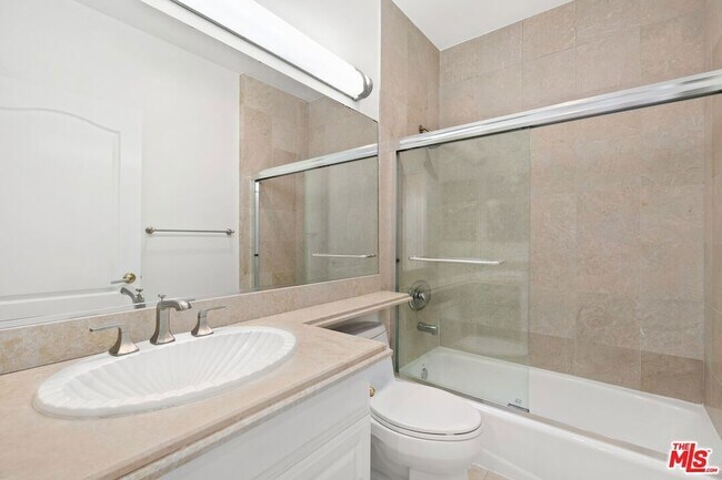 Building Photo - 11723 Mayfield Ave