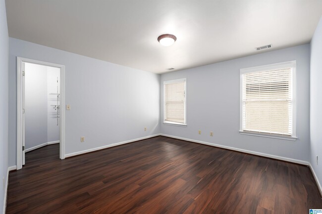 Building Photo - 2217 Chalybe Dr