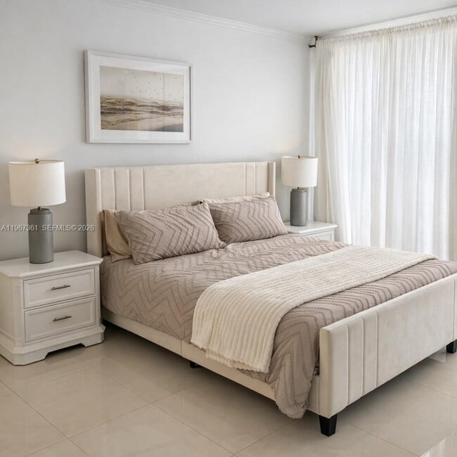 Building Photo - 1717 N Bayshore Dr