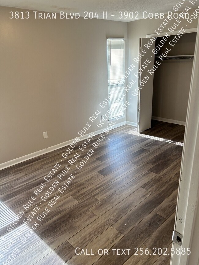 Building Photo - 3813 SW Triana Blvd