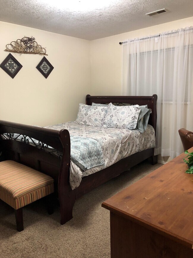 Building Photo - 230 Bridger Dr