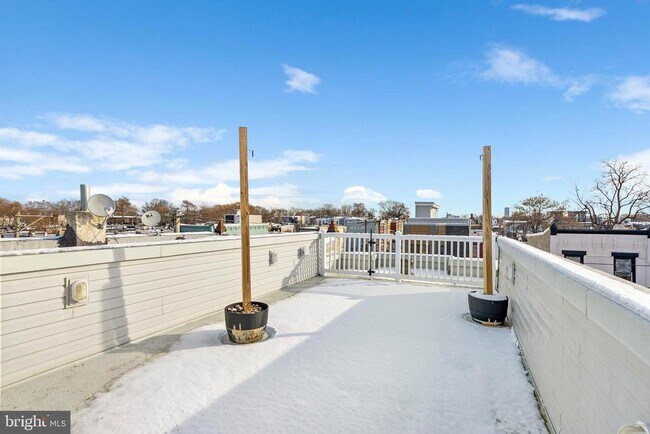 Building Photo - 1752 N 27th St