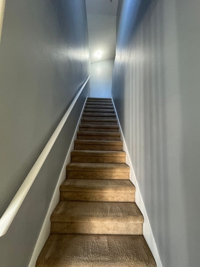 Building Photo - Beautiful Pool Home In the Lake Nona Area