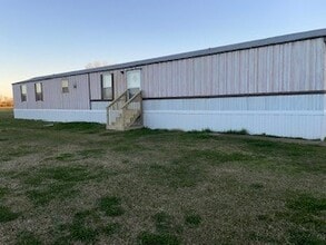 Building Photo - 1512 Yaupon Ln