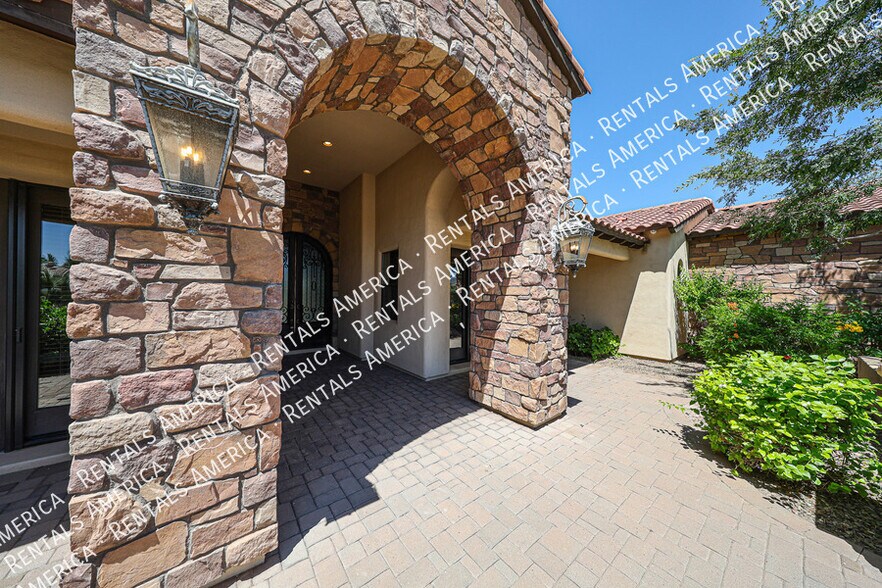 Building Photo - 4430 E Gemini Pl