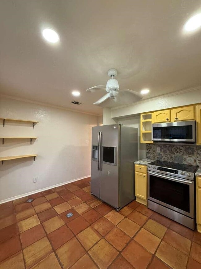 Building Photo - 22538 Market Square Ln