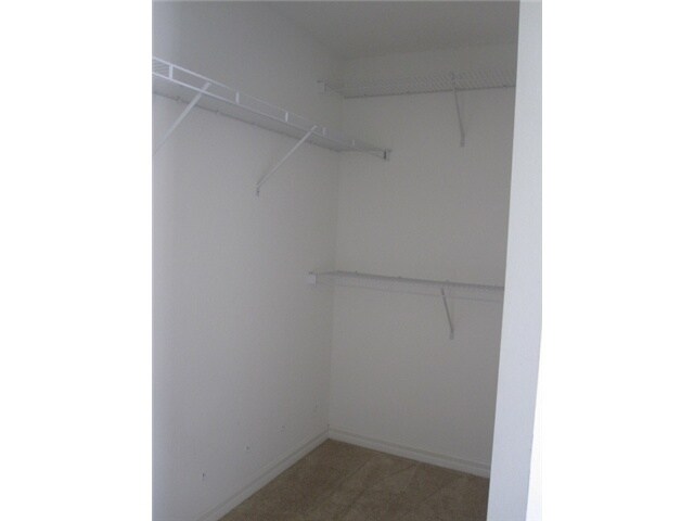 Building Photo - 3020 Alcazar Pl