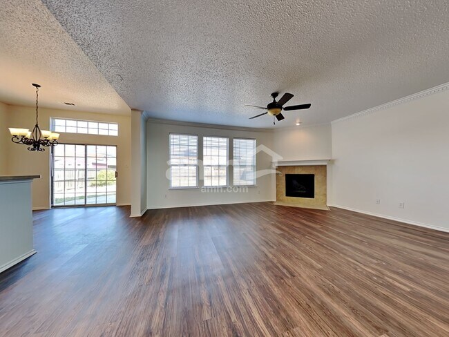 Building Photo - 7701 Longbow Ln