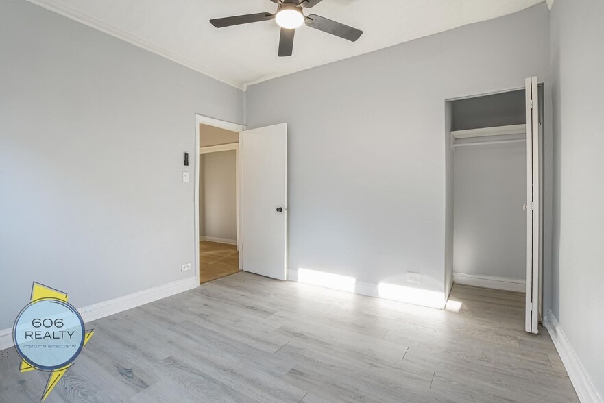 Building Photo - 5246 S Drexel Ave