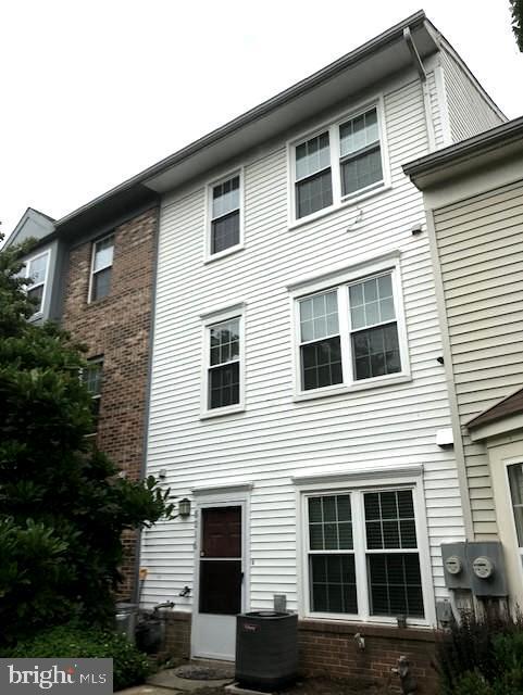 Building Photo - 8216 Castlebury Terrace