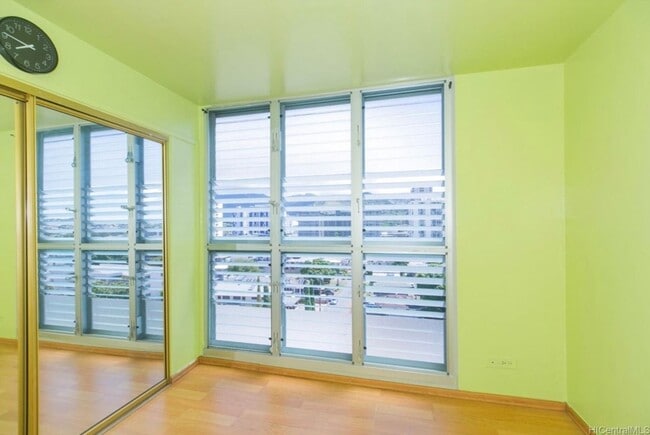Building Photo - Terrace Towers (APT 1005 CONDO MAPS 46 & 89 TOG/PKG SPACE 34)
