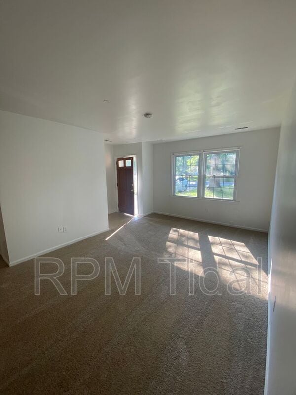 Building Photo - 447 Whealton Rd