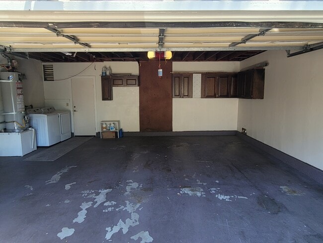 Building Photo - 1081 Triunfo Canyon Rd