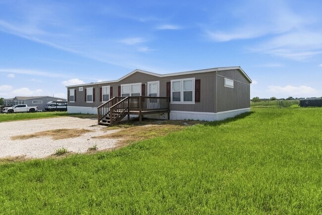 Building Photo - 303 Mesa Rdg