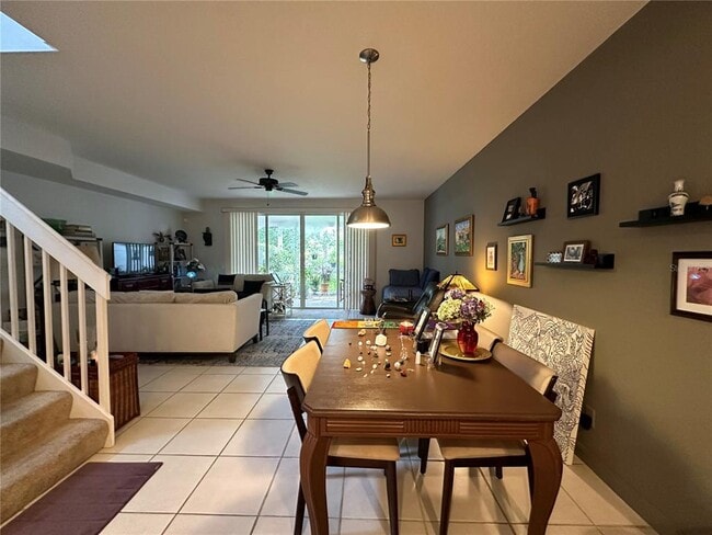 Building Photo - 7896 Farina Ct