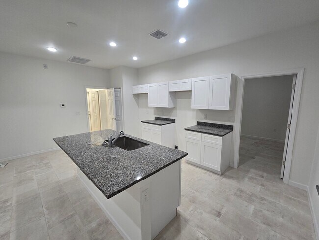 Building Photo - Brand new 3+DEN -2 BATHROOM 2 CAR GARAGE I...