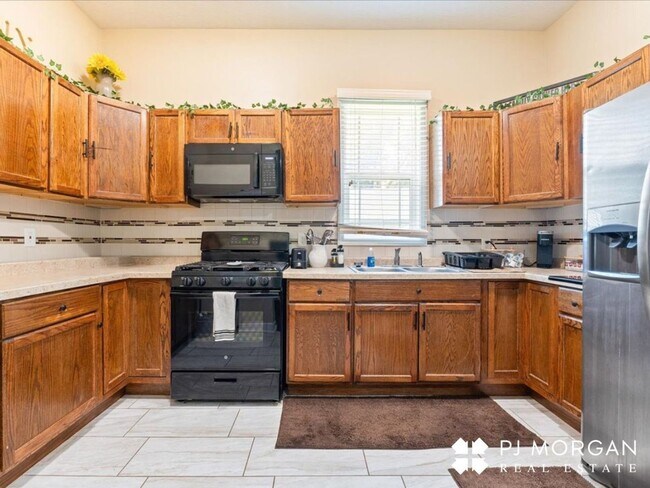 Building Photo - South Omaha Charm -Half off the 1st months rent!