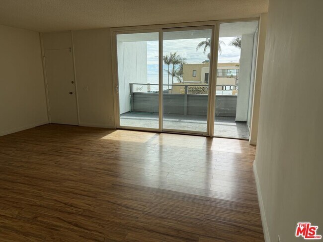 Building Photo - 22041 Pacific Coast Hwy