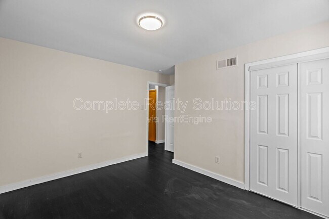 Building Photo - 7486 Castro Dr