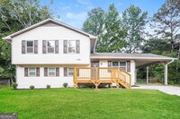 Building Photo - 9194 Greenwood Dr