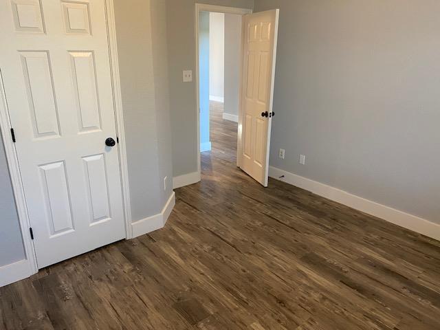 Building Photo - 102 Meadowlark Cir