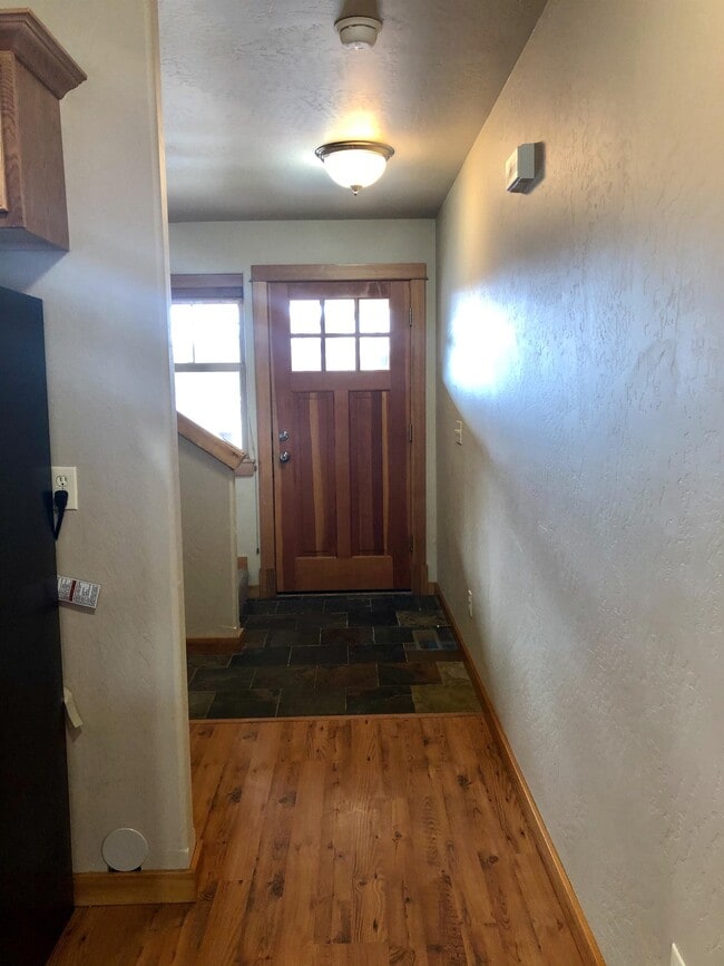 Building Photo - 2961 N 27th Ave