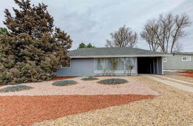 Building Photo - Charming Single-Family Home in Virginia Village, Denver