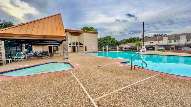 Building Photo - 6438 Alisa Ln