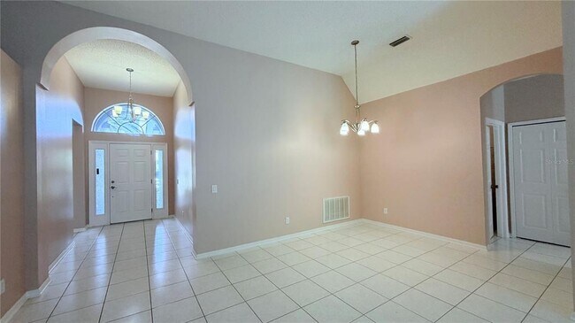 Building Photo - 4712 Mapletree Loop