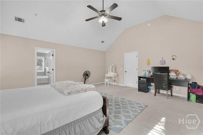 Building Photo - 23 Veranda Trail