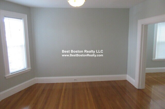 Building Photo - 106 Highland Ave