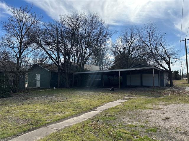 Building Photo - 806 Robinson Dr