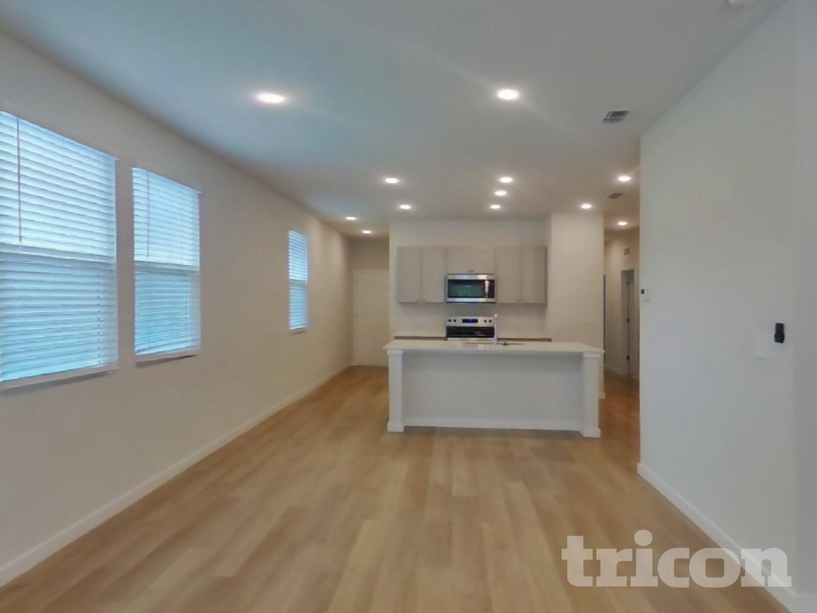 Building Photo - 14881 Praline Ct