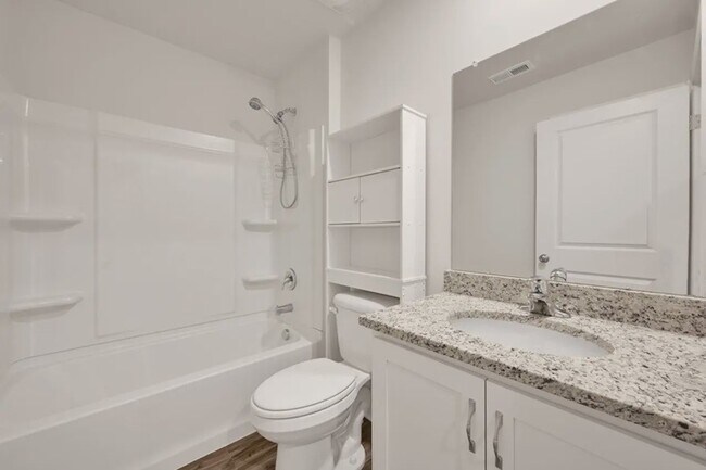 Building Photo - 130 Maple Run Dr