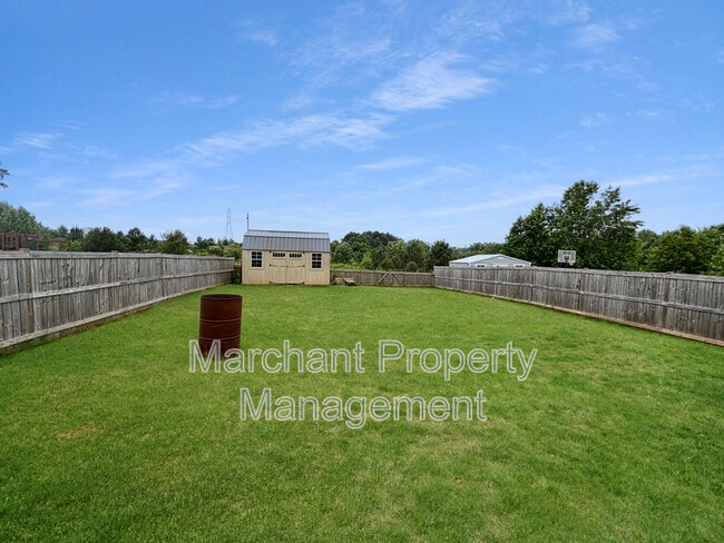 Building Photo - 47 Granite Ln